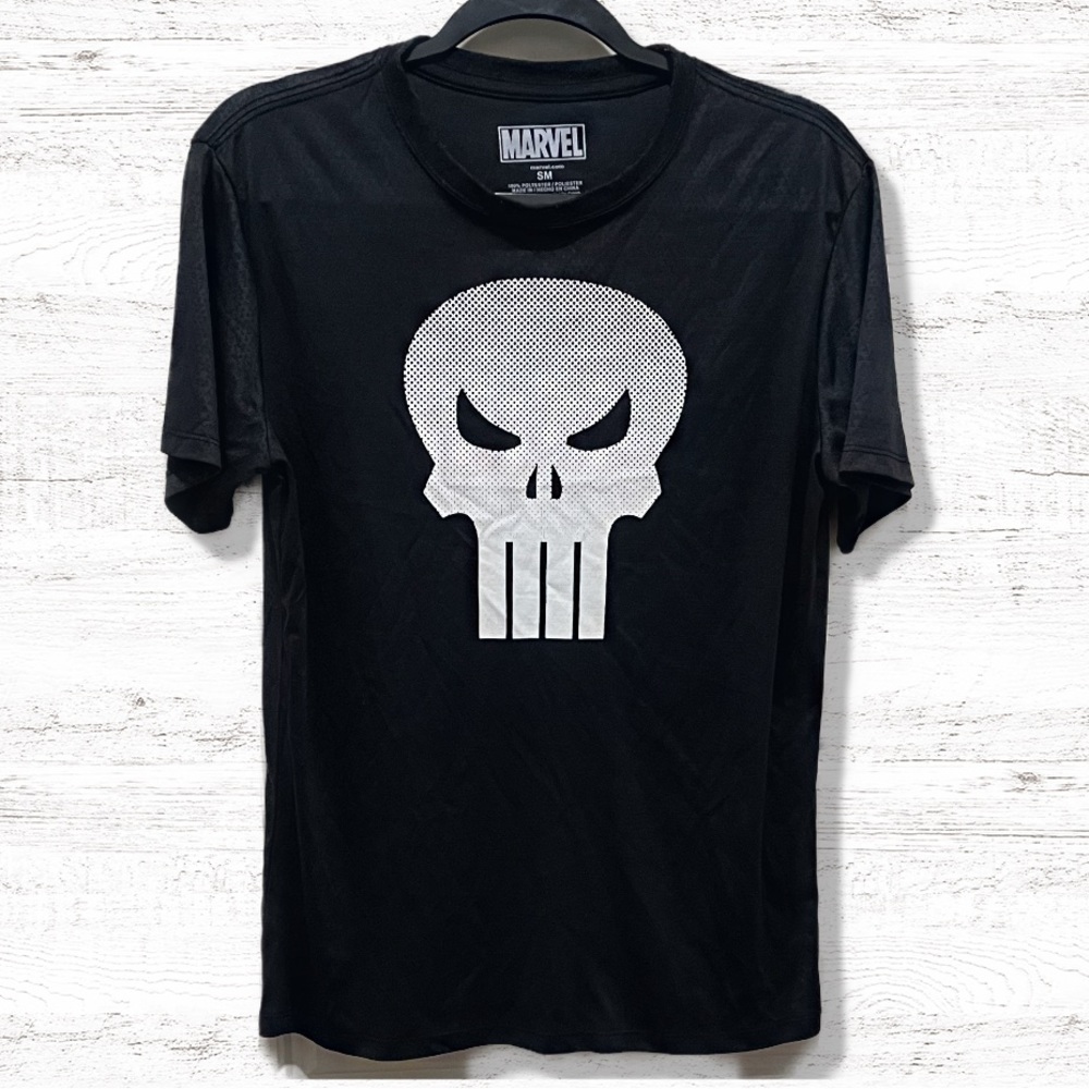 MARVEL The Punisher Black T-shirt Lightweight Fabric Size Small